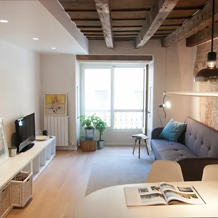 For Rent Affresco Apartament